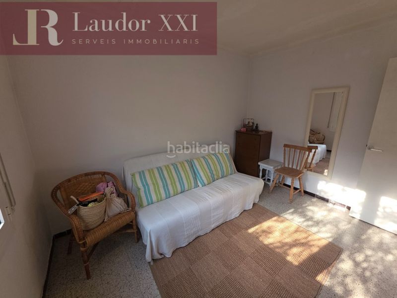 Foto c1e74a33-426c-4069-b3aa-757f02680bd2. Casa amb aparcament a Eixample Residencial Escala (L´)