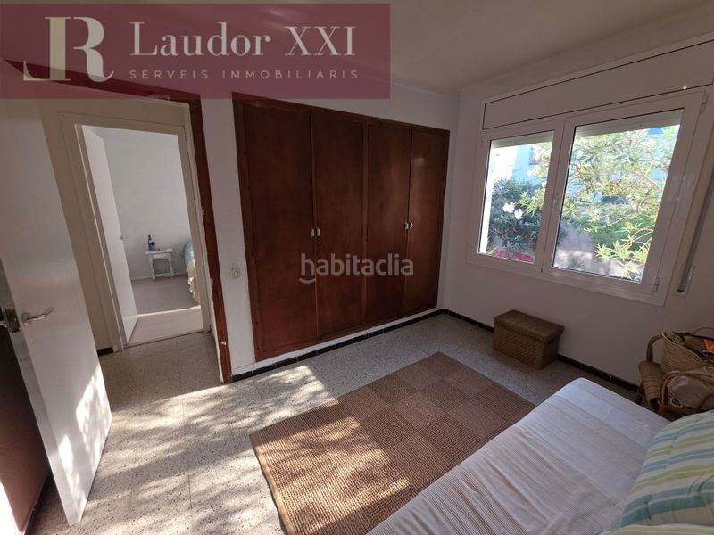 Foto c82d84e3-1222-47a1-9488-cd49af05ee02. Casa amb aparcament a Eixample Residencial Escala (L´)