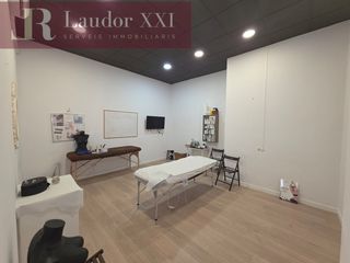 Transfer Business premise in Ca n'Aurell. Oportunidad de negocio en terrassa traspaso de centro de estétic
