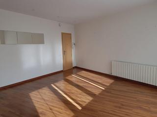 Etagenwohnung  Gutenberg. Reformado de 4 habitaciones en finca tranquila. listo para entra