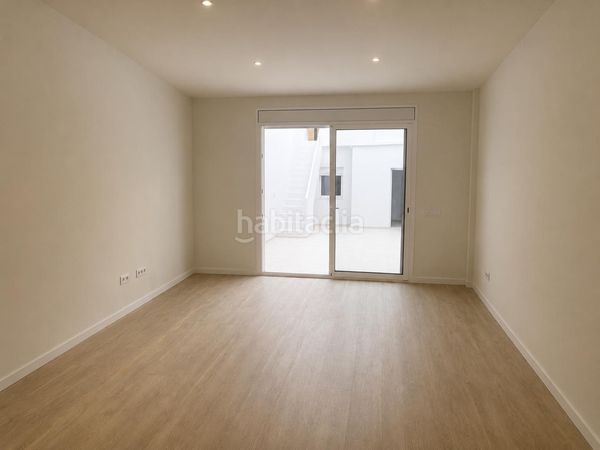 Foto ac07a974-31fd-48b2-a9a3-e4227451507a. Casa amb calefacció a Ca n'Aurell Terrassa