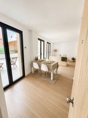 Dúplex a Nou pins 3. Dúplex obra nueva con terraza de obra nueva en venta en la prosp