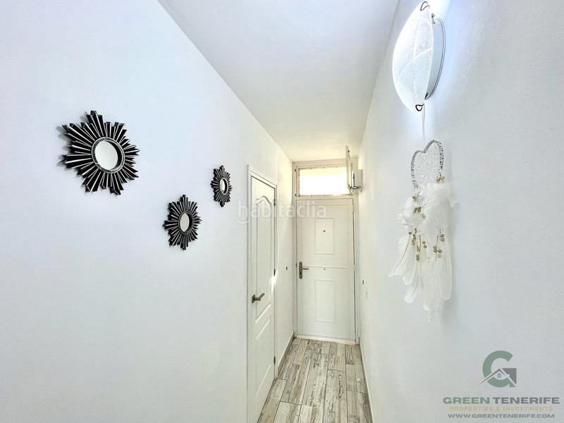 Foto 866af872-a8de-4274-a1ed-9babe956f034. Etagenwohnung mit parking in Costa del Silencio Arona