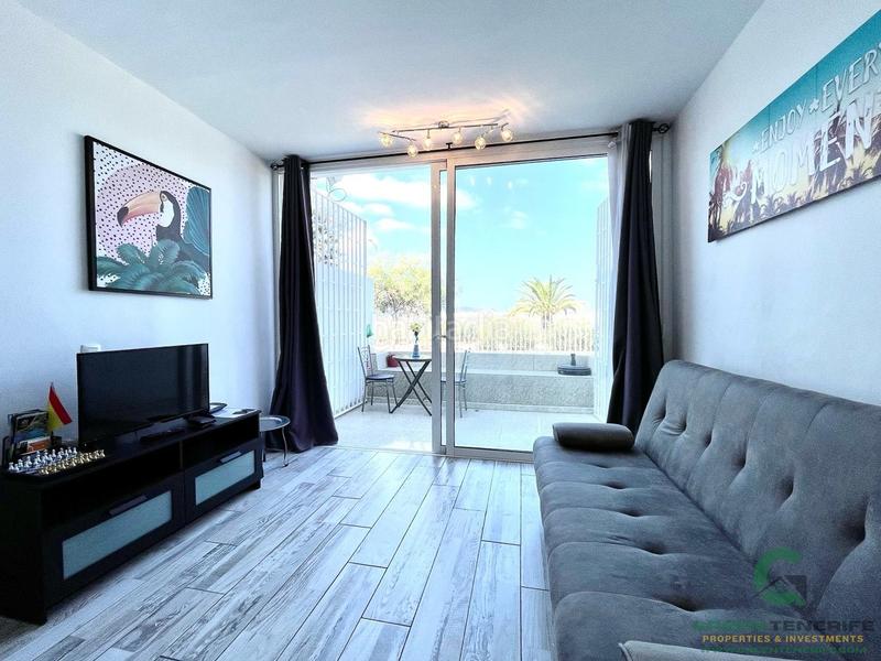 Foto aa310a7f-620c-4c4e-ac4b-8ba0d69af00c. Etagenwohnung mit parking in Costa del Silencio Arona