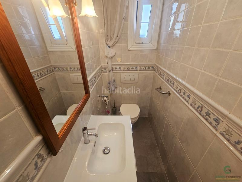 Foto 12dc1c05-d685-451a-a660-2251c15b20bf. Casa a schiera con parcheggio piscina in Casco Urbano Adeje