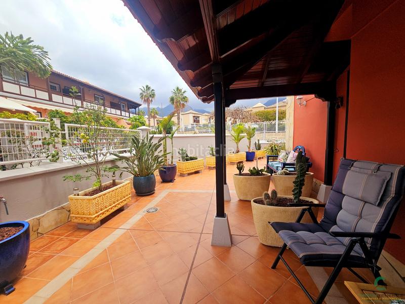 Foto 232ac59e-9b73-4ca3-85be-92715c27b721. Casa a schiera con parcheggio piscina in Casco Urbano Adeje