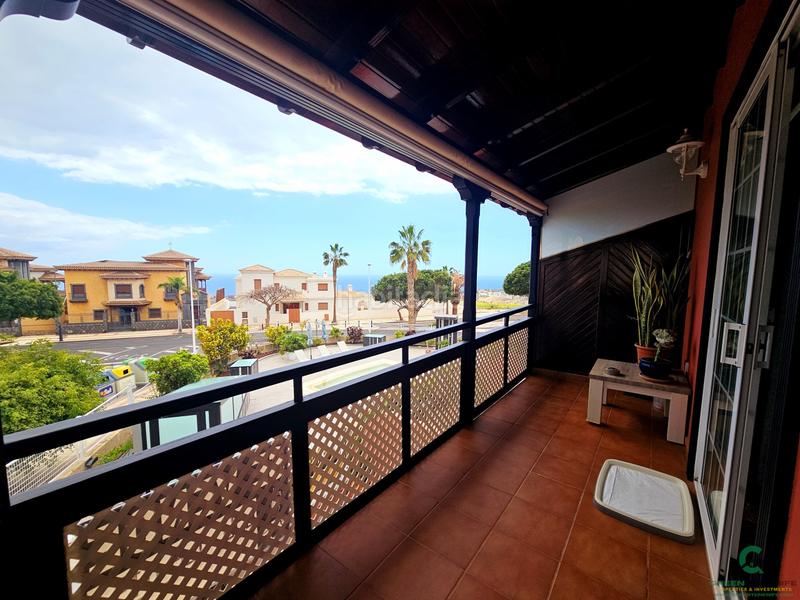 Foto 318c0d93-83dc-4482-83d3-4b72470285f4. Casa a schiera con parcheggio piscina in Casco Urbano Adeje