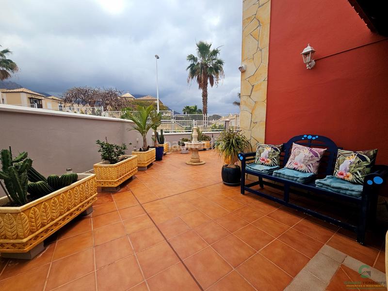 Foto 86b01380-079c-4c57-b84f-a665f68968e7. Casa a schiera con parcheggio piscina in Casco Urbano Adeje