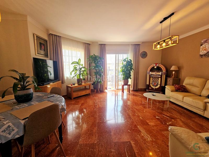 Foto 8b744b29-2b96-4138-a9ab-de771aa83c4d. Casa a schiera con parcheggio piscina in Casco Urbano Adeje