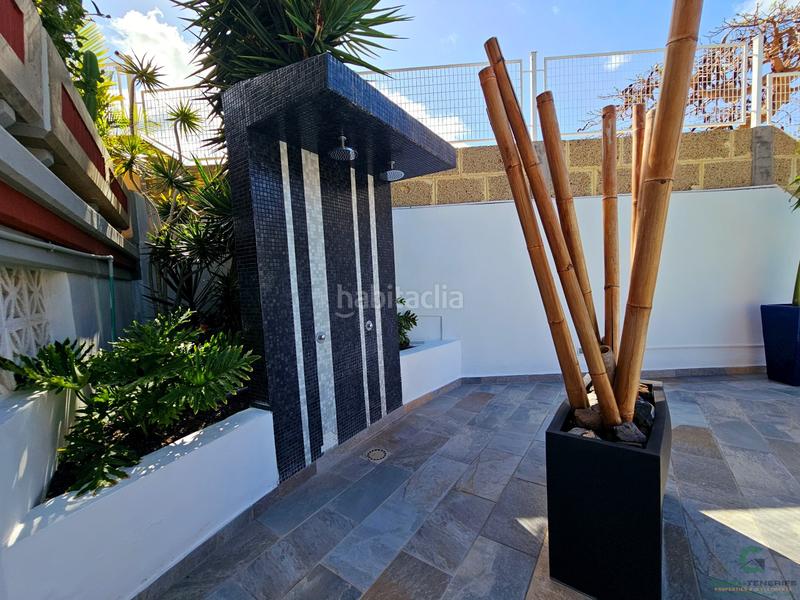 Foto c05d46e6-bc2c-4518-9f56-ffecbebd70f3. Casa a schiera con parcheggio piscina in Casco Urbano Adeje