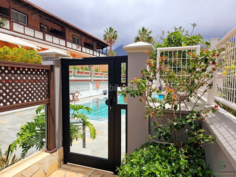 Foto e948cb8d-de6b-4144-b116-277e646ee07d. Casa a schiera con parcheggio piscina in Casco Urbano Adeje