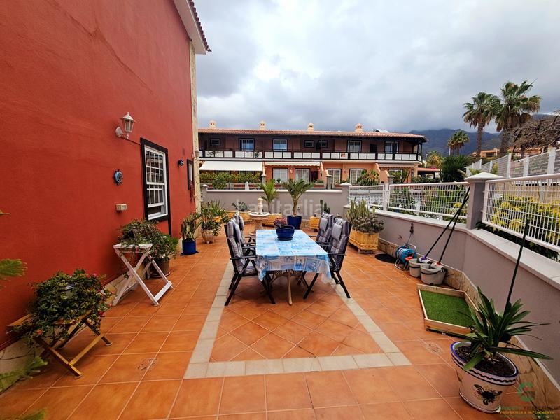 Foto ed9f0edc-1526-4a2e-9266-c2c38ff4764e. Casa a schiera con parcheggio piscina in Casco Urbano Adeje