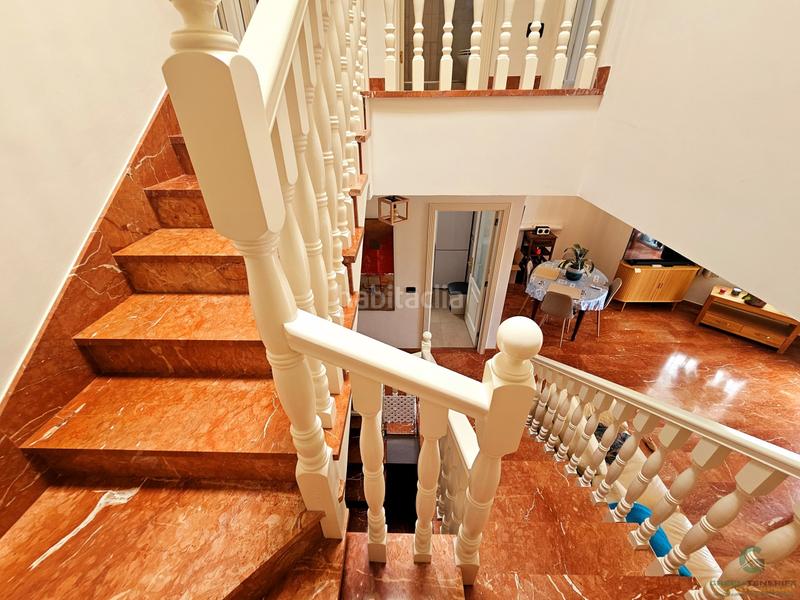 Foto fcd46ac1-0d0f-46d9-830c-d164f52b5e3e. Casa a schiera con parcheggio piscina in Casco Urbano Adeje