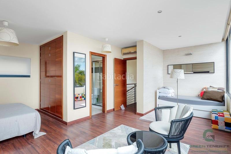 Foto 1b4f4763-ad96-4896-b7a6-969e7132e5f8. House with parking pool in La Caldera Adeje