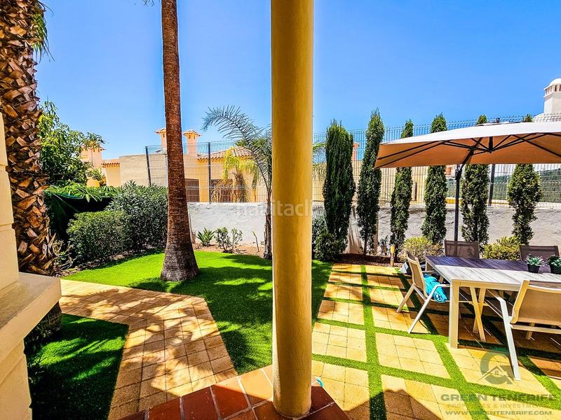 Foto 7e281791-8544-449f-8027-552933fb222f. Casa adossada amb piscina a Playa de Fañabé Adeje