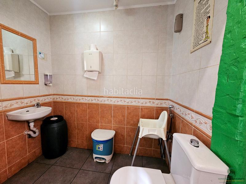 Foto 3a8cbef3-0124-43eb-be61-236201ea9018. Trapasso locale commerciale in Las Galletas Arona