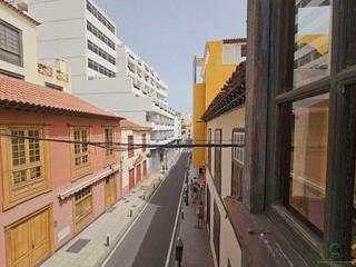 Piso  C/ dr. ingram. Se vende piso céntrico en puerto de la cruz, 132 m.cuenta con 4