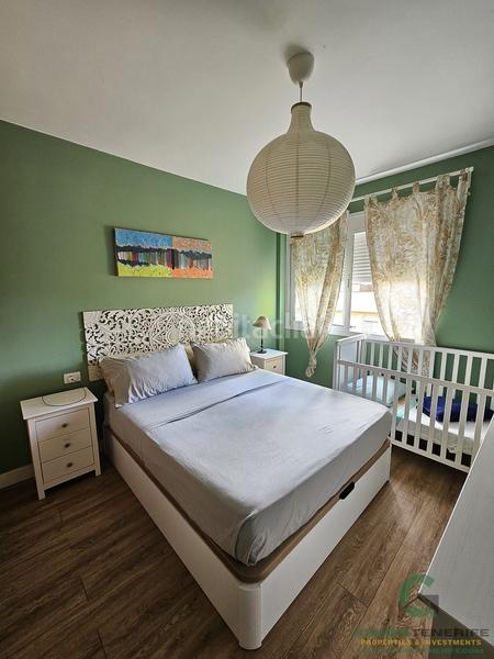 Foto 8908ad28-49ae-4def-93f9-a1e96e1e5b1d. Attique avec parking dans La Camella Arona