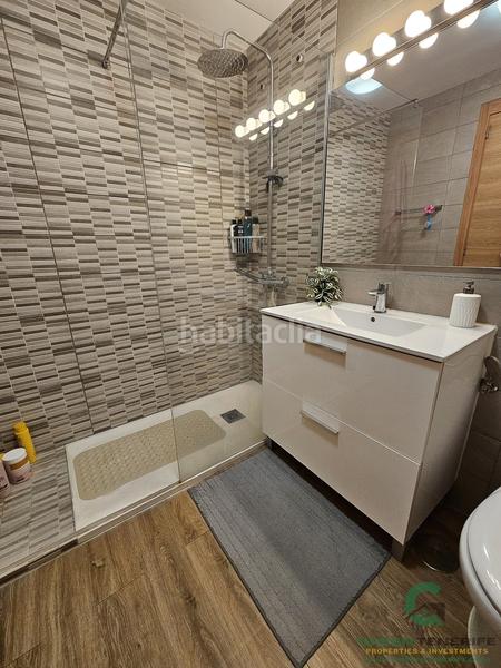 Foto c38196c8-9a55-4650-bb80-81148e1eab0e. Attique avec parking dans La Camella Arona