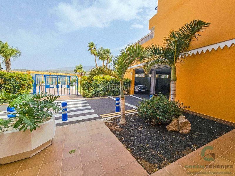 Foto 76f2c4b8-e7f5-456e-ab7d-bb4d8b52543d. Pis amb aparcament piscina a Casco Urbano Adeje