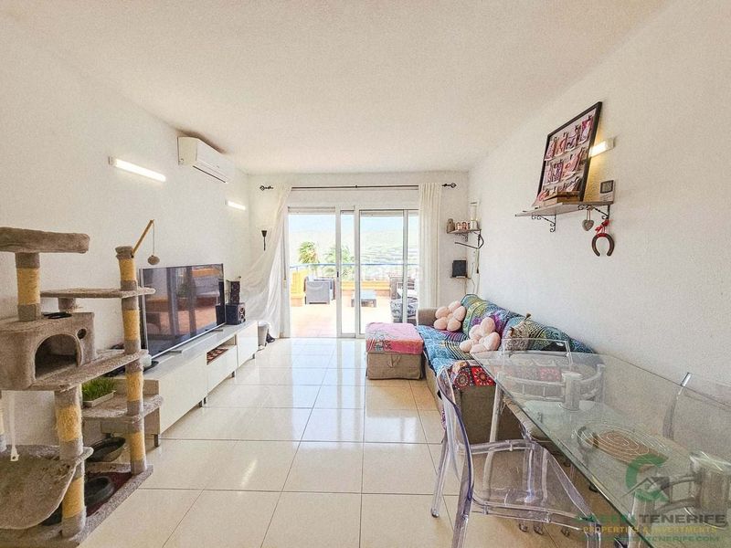 Foto 7bff6f69-f2a9-484e-9d24-885a50a9b87b. Pis amb aparcament piscina a Casco Urbano Adeje