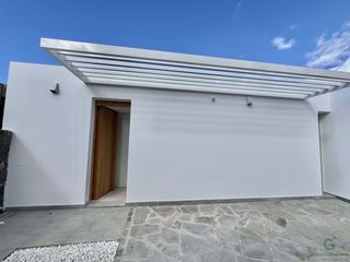 Maison  Siam garden. Se vende preciosa villa de lujo en el sur de tenerife con unas v