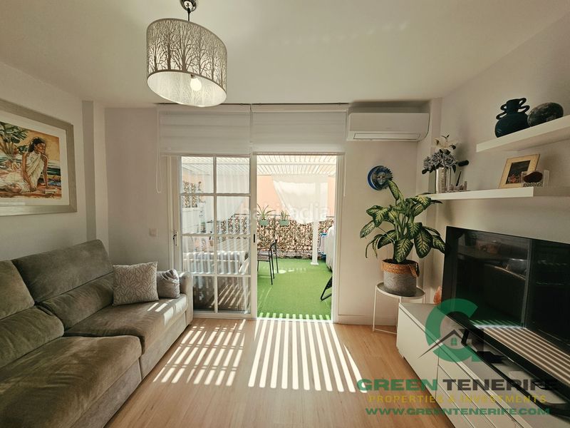 Foto dd853de2-bed8-4260-a3fb-9e8368a8a0e8. Pis amb aparcament piscina a Callao Salvaje - Playa Paraíso Adeje