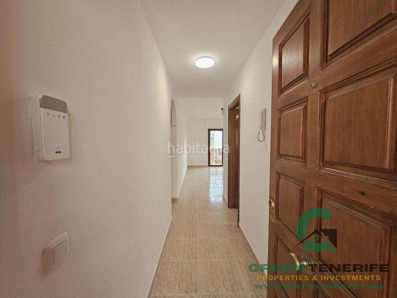 Foto 27eeff1d-8e27-4d38-ab20-7ff2d0849a63. Flat with parking pool in Casco Urbano Adeje