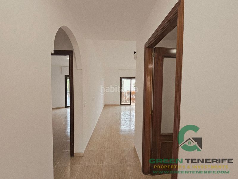 Foto 8da50a60-1edf-43d7-83b5-a491a0eea192. Flat with parking pool in Casco Urbano Adeje