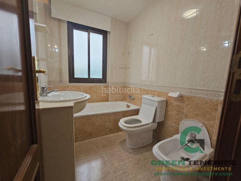 Foto d0099787-c2bf-4da2-a85a-f6fdb58ab30e. Flat with parking pool in Casco Urbano Adeje