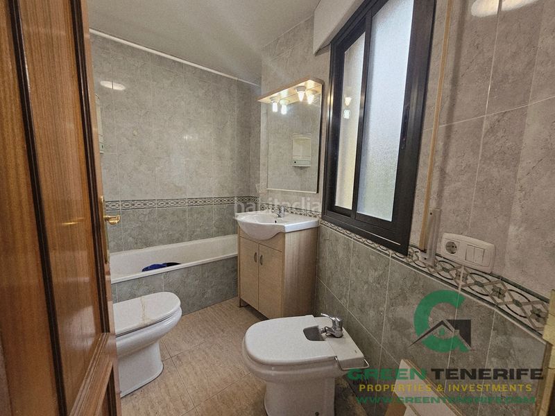 Foto fcc7351b-bdc3-45e5-b141-17da85afcf11. Flat with parking pool in Casco Urbano Adeje
