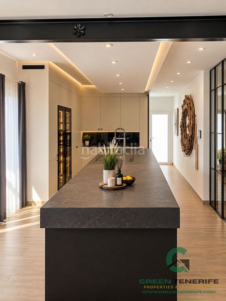 Foto f42a94ba-e5ce-4f04-8206-9843e85b16c0. Etagenwohnung mit parking pool in Costa del Silencio Arona