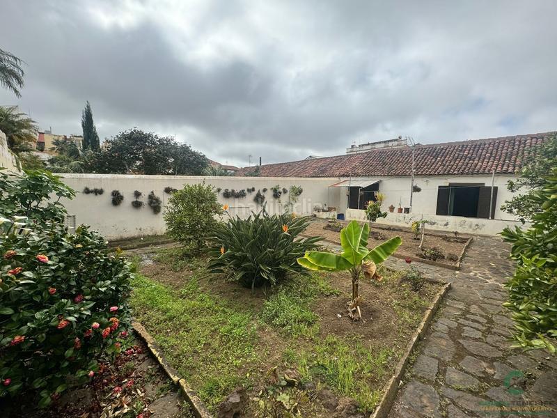 Foto 437e1d44-4906-4299-adcf-326b8b198072. Piso oportunidad única en la orotava!adquiere una histórica casona canaria de 1890, ubicada en el Centro de la orotava, con 500 m a ref en Orotava (La)