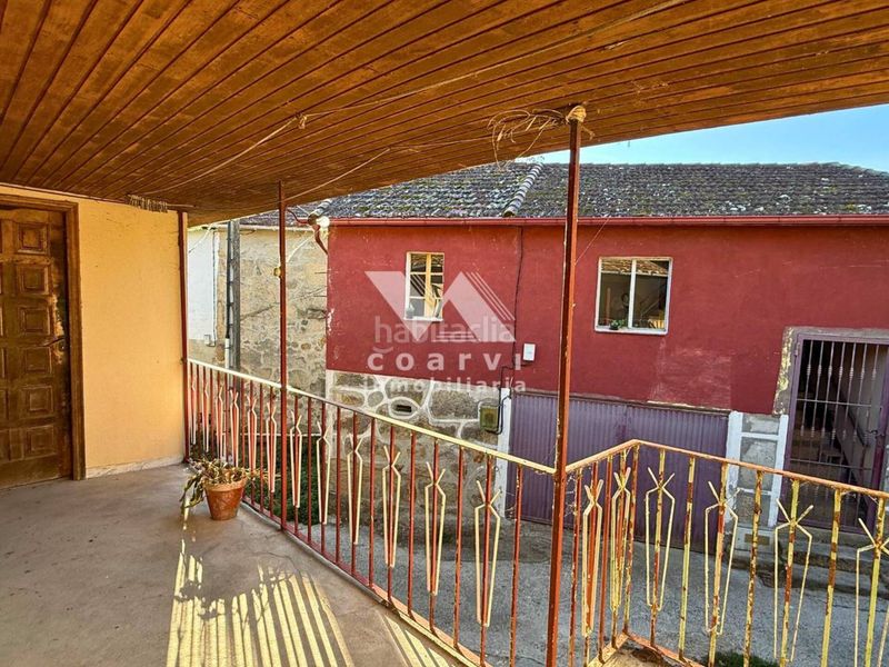Foto a913da24-c01e-4280-97d7-8b812a798a52. Casa amb aparcament a Allariz