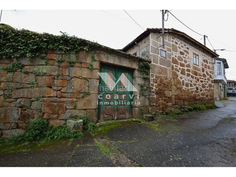 Foto 856e00af-37eb-41c4-b6ff-f4e6c1990159. Casa a Barbadás