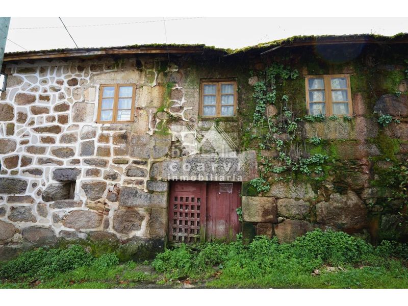 Foto 90746c65-a957-445b-afc2-aaa0a77aa563. Casa a Barbadás