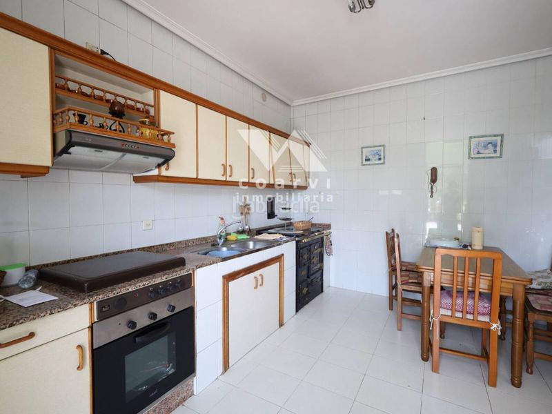 Foto 83948705-2b01-4119-8231-c575fee41dbd. Casa amb aparcament a Vilar de Barrio