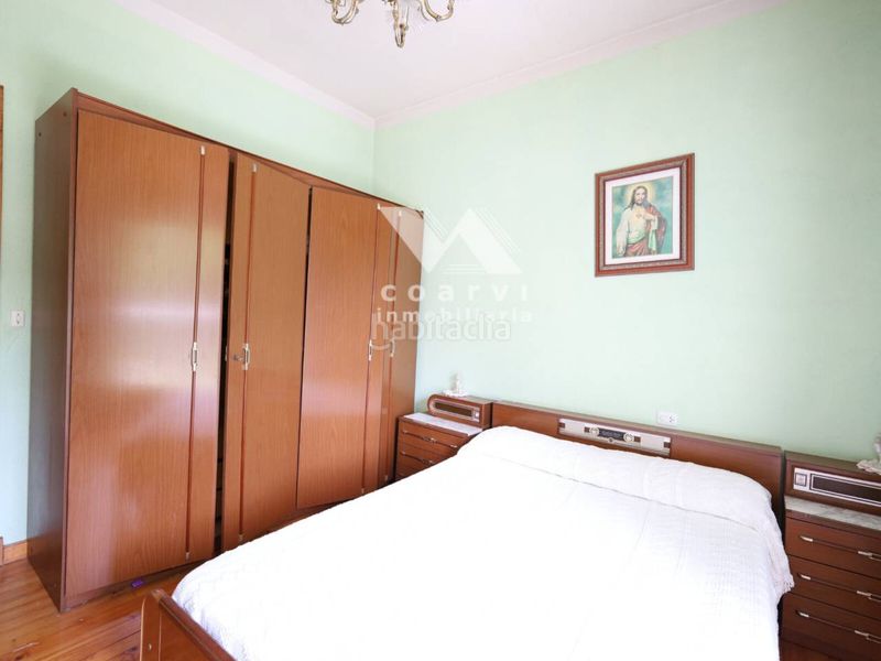 Foto a03a3801-6687-47ee-b5fb-5392f4155327. Casa amb aparcament a Vilar de Barrio