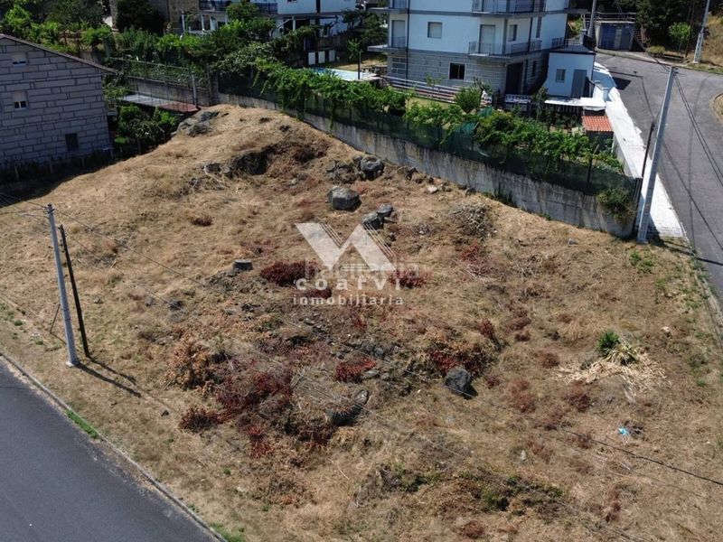 Foto 22fee33e-2ba3-436c-b117-cef93b4a241d. Terreny residencial a Vistahermosa Ourense