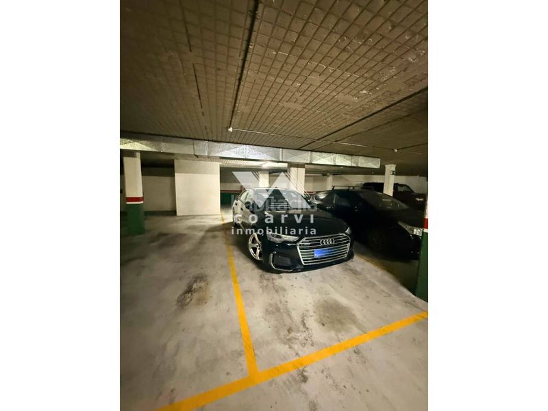 Foto f67c12d9-56fe-4af6-b070-64c93dffe0fa. Posto auto in Barbadás