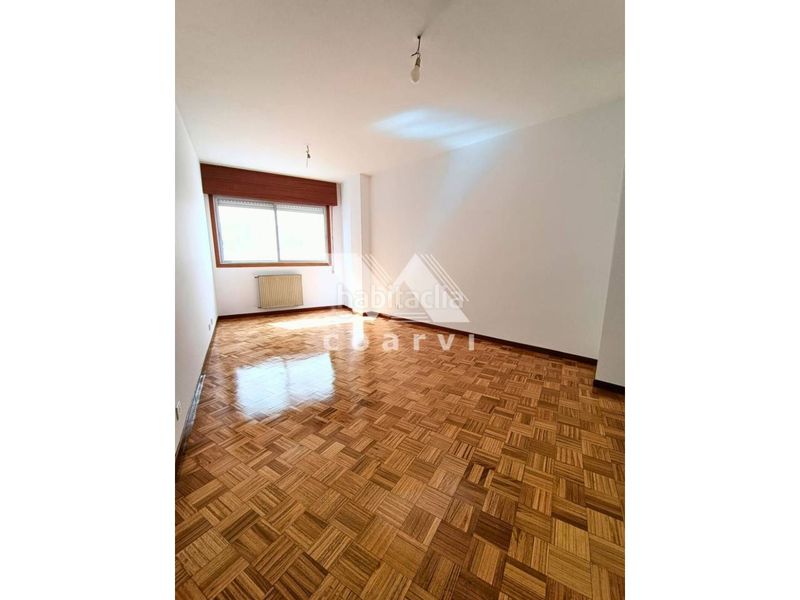 Foto 71b4e50b-b2b9-4b11-bcb4-ecf2ccc2ff58. Pis a calle ourense 4 a Carballiño (O)