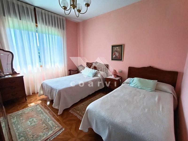 Foto 6a27b731-e8f5-4ea9-8e84-9d1ce0e7af36. Piso casa en venta en trasmirás en Trasmiras