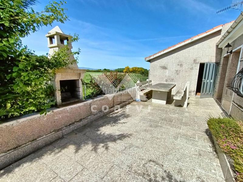Foto 906a837f-e3c6-4c31-9594-6eee0a894661. Piso casa en venta en trasmirás en Trasmiras