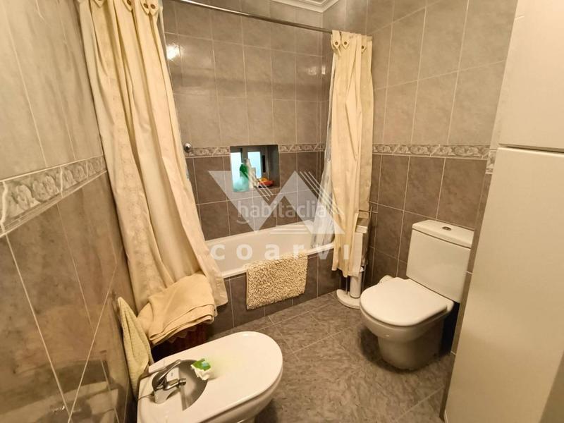 Foto eeaa7c0e-b984-4ecd-bebd-03e814014a51. Piso casa en venta en trasmirás en Trasmiras