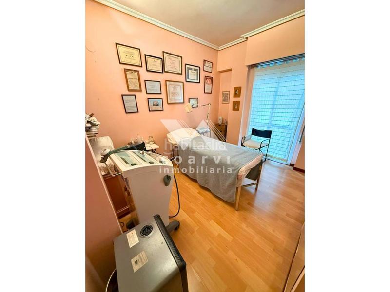 Foto c62e64ac-4628-4dda-a403-748c8648d351. Rent flat with heating in Centro Ourense