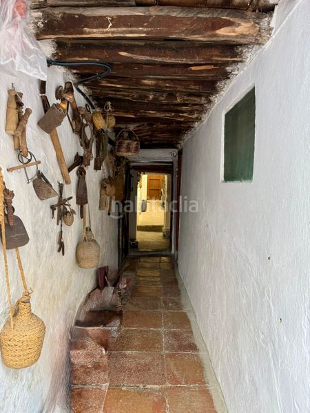 Foto 2081ec33-13b8-4999-9863-d195835b5646. Casa amb xemeneia a San Francisco Ronda