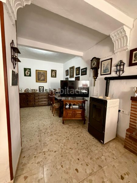 Foto a8b8ef0f-c1bb-4de1-97f0-8048eac61c4c. Casa amb xemeneia a San Francisco Ronda