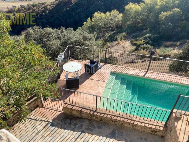 Foto 34a78c61-ad5e-4dd7-9bd2-0fc430b84a68. Chalet una joya en plena naturaleza a las puertas en Ronda
