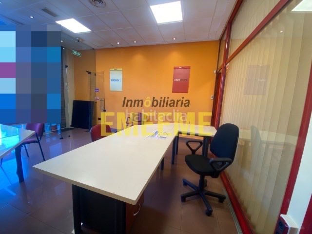 Foto c731fbe0-c1c4-4165-a32a-f671fba86760. Lloguer local comercial a Centro Ronda