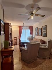 Miete Etagenwohnung in Avenida de las gaviotas 3a. Se alqula corta temporada con vistas al mar